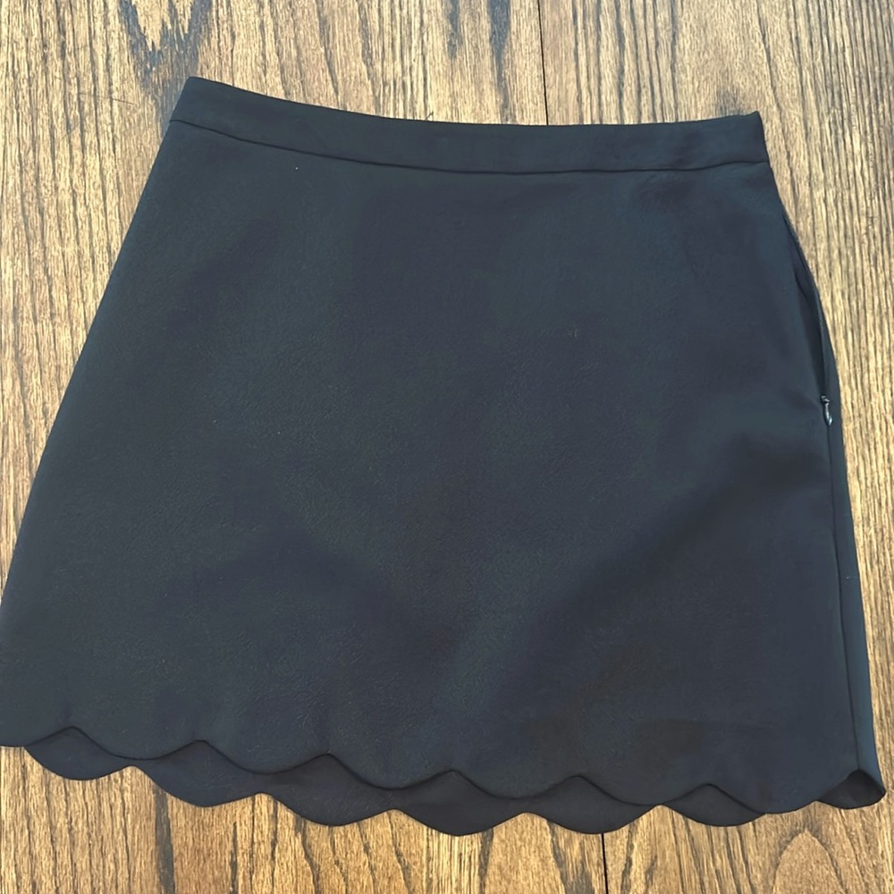 Black A line scalloped edge skirt